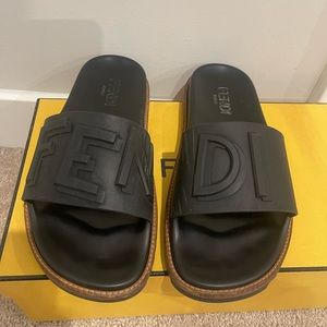 Men Fendi Slides